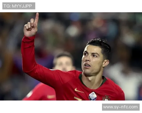 C罗传奇足球生涯回顾视频展现他的辉煌成就与不屈精神 C罗传奇足球生涯回顾视频展现他的辉煌成就与不屈精神