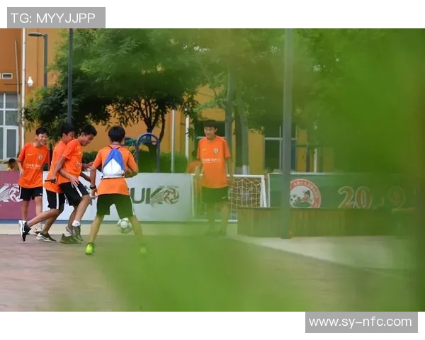 足球宝贝千钰的青春岁月与梦想追逐之旅 足球宝贝千钰的青春岁月与梦想追逐之旅